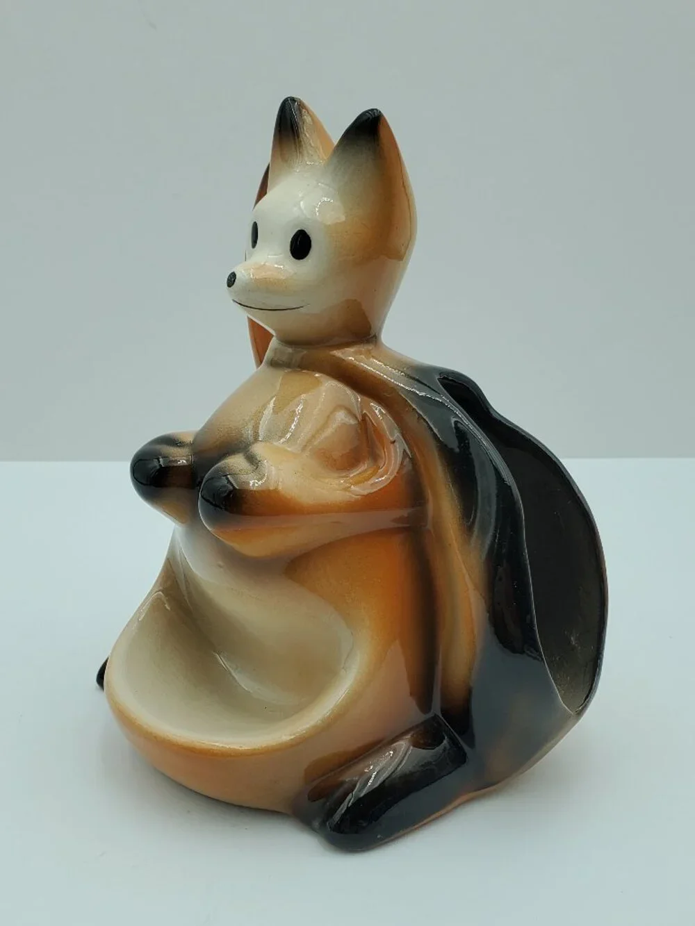 Fine Entertainment kangaroo keeper